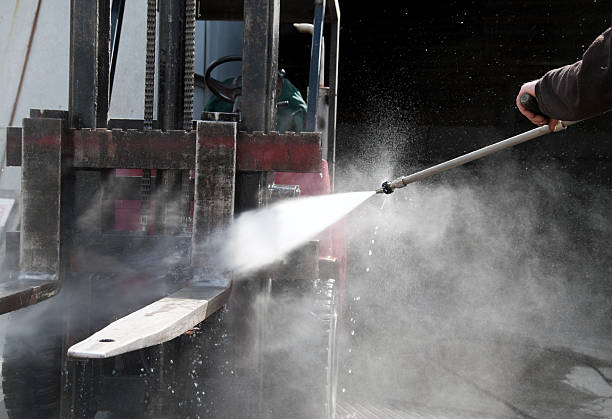 Why Choose Our Certified Pressure Washing Experts for Your Project Needs in Birmingham, AL?
